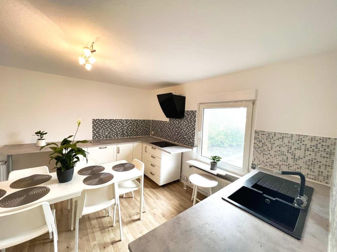 Work & Stay In Schwarzenbek Buitenkant foto